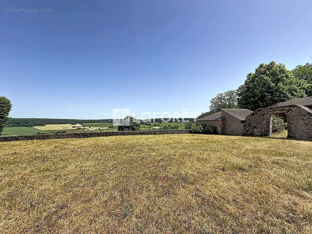 Aed - Historic Manor with Garden in Bourmont