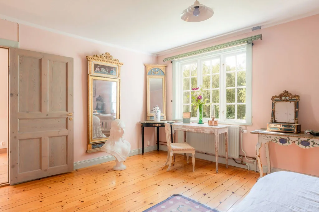 Chambres - Historic House with River View in Södermanland