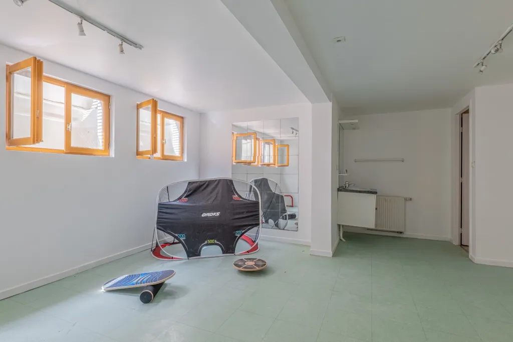 Pesuköök - Villa with Private Apartment near Lyon Centre
