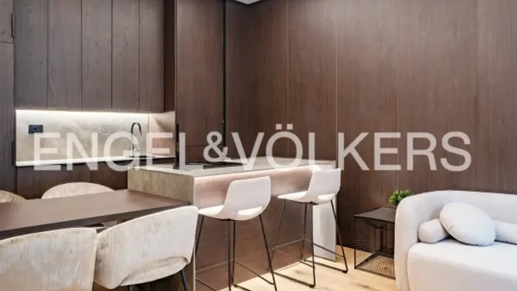 Séjour - Renovated Triplex with Balcony in Milan