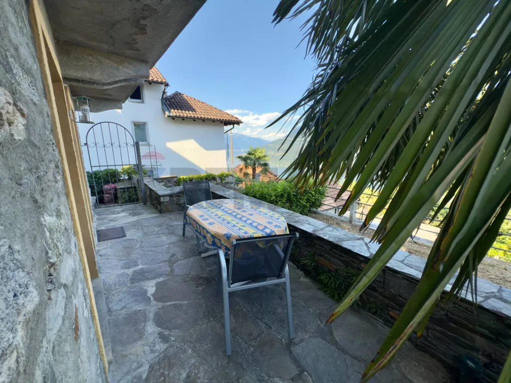 Terrasse - Rustic-Style Apartment with Lake View in Sant'Agata