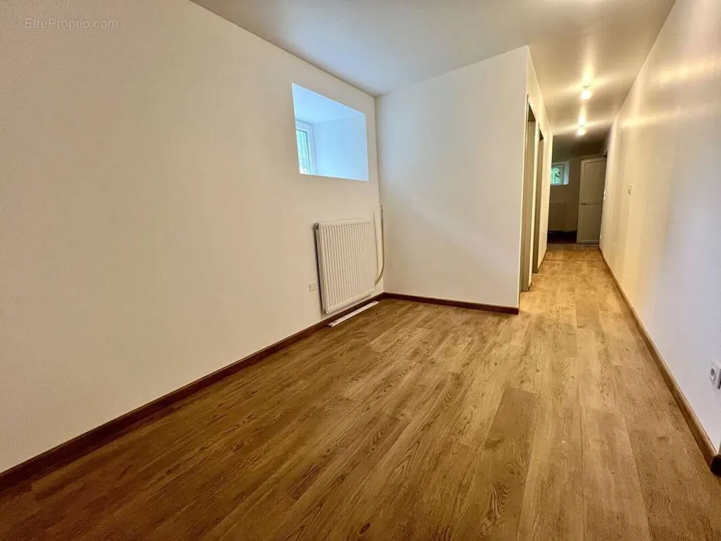 Esik - Renovated Commingeoise with Large Outbuildings in Aspet
