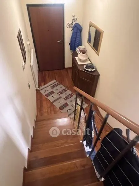 Rooms - Two-Level Flat with Sea View in Grottammare