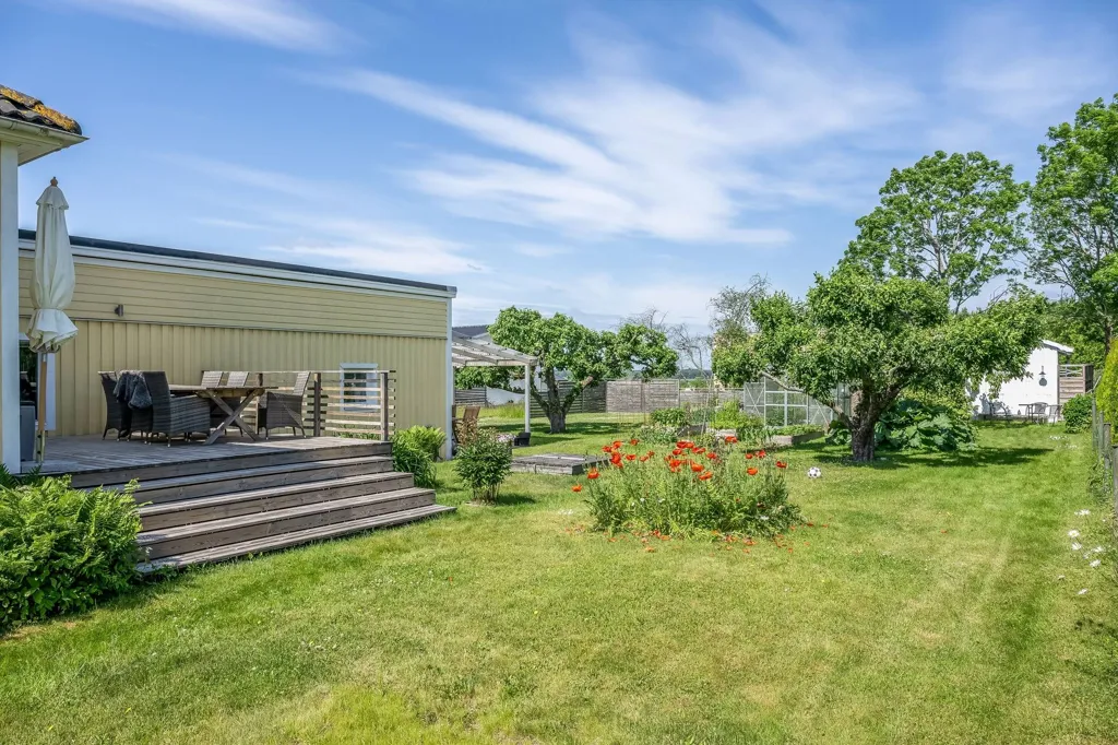 Jardin - House with Garden in Fyrby, Norrköping