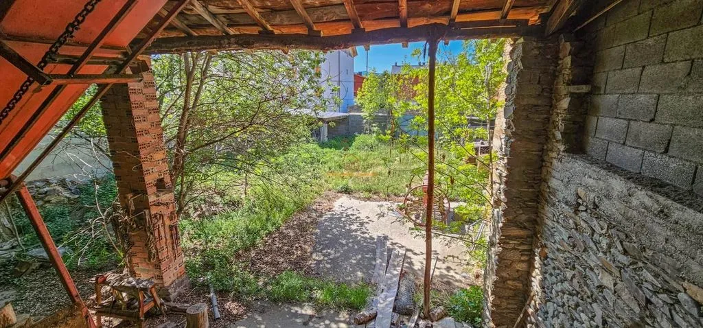 Jardin - Barn with Garden in Llívia, Pyrenees