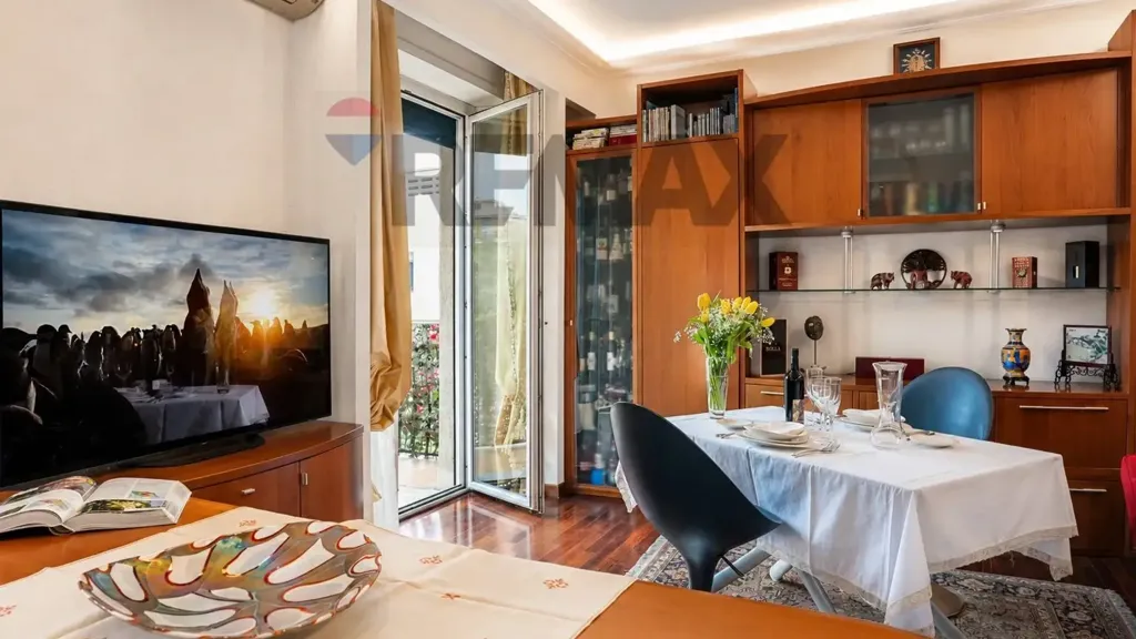 Söögituba - Panoramic Triplex in Monteverde Vecchio, Rome