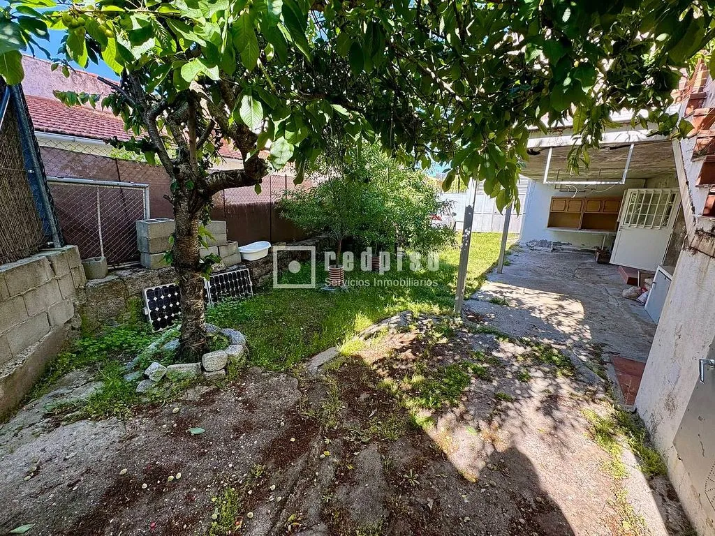 Giardino - Chalet with Terrace in Zarzalejo