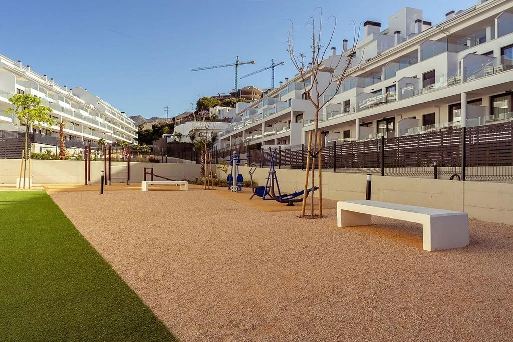 Jardin - 2-Bedroom Apartment with Pools in Torreblanca
