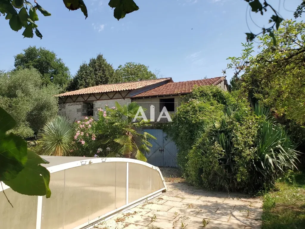 Välivaade - Charming Property with Pool between Civray and Ruffec