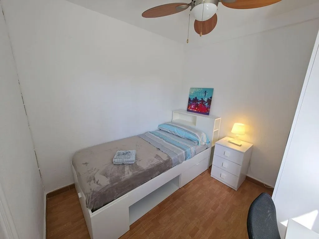 Magamistoad - Furnished Flat with Garden in Las Huertas