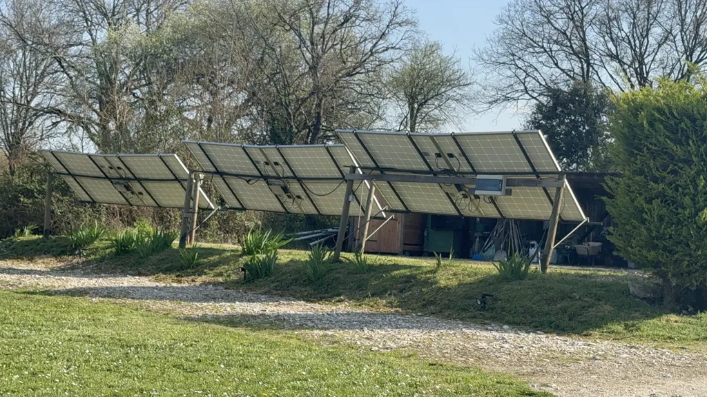 Jardin - Domaine Éco-Responsable avec Activité Locative à Bourg-de-Visa
