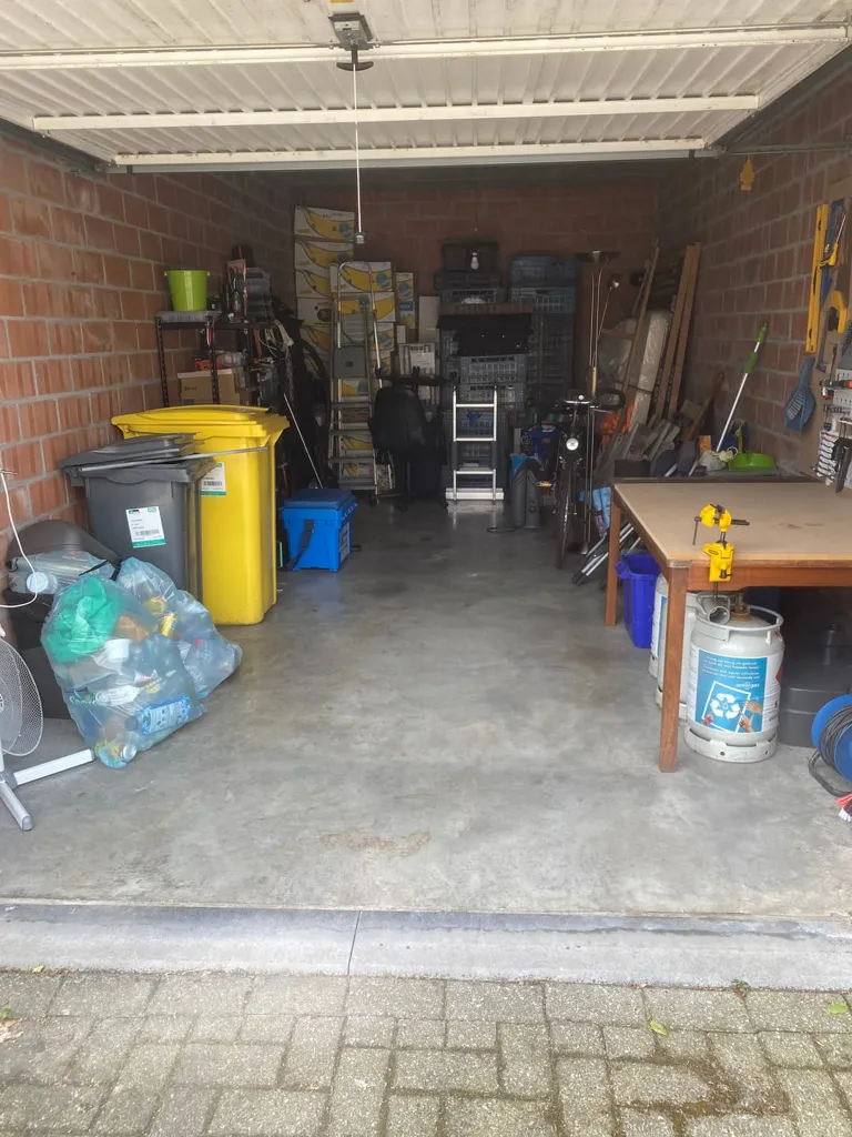 Garage - Bright Apartment with Terrace in Dessel