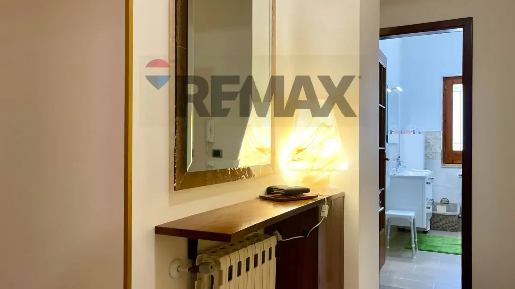 hallway_entrance