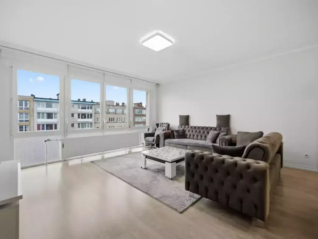 Elutuba - Penthouse with Panoramic View in Schaarbeek