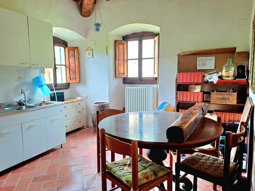Salle à manger - Rustic Farmhouse with Olive Grove in Pontassieve