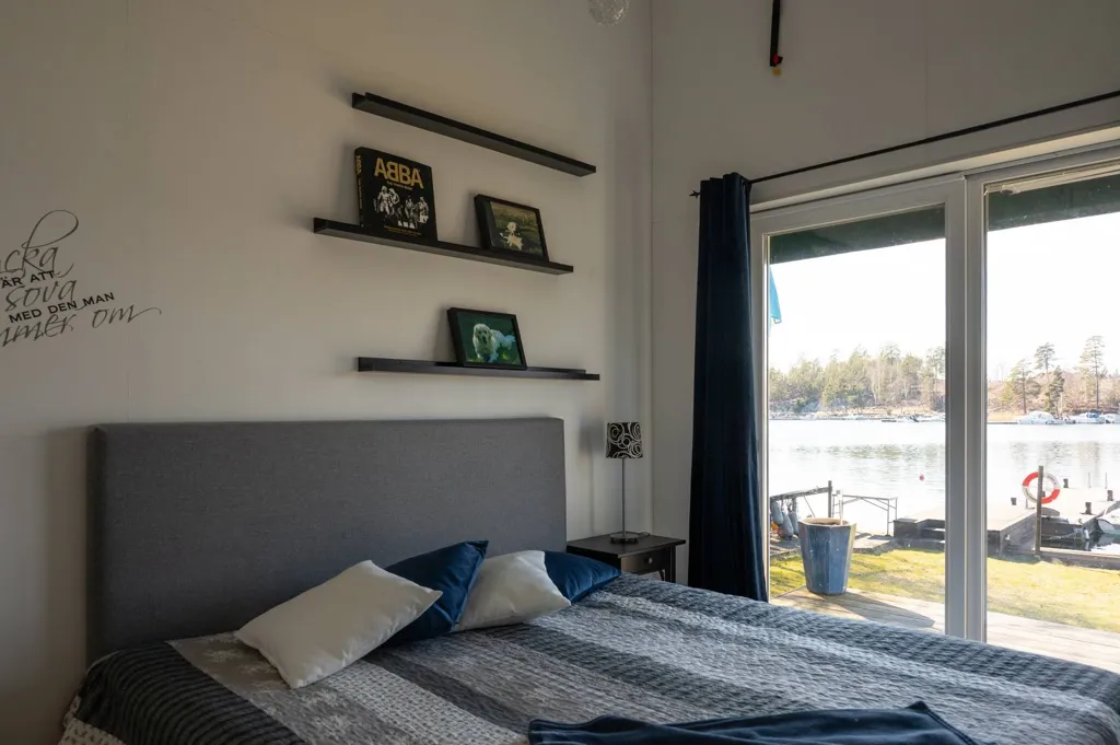 Magamistoad - Scenic Villa with Pool in Southern Archipelago