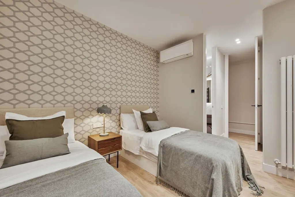 Chambres - Spacious Apartment with Balcony in Madrid