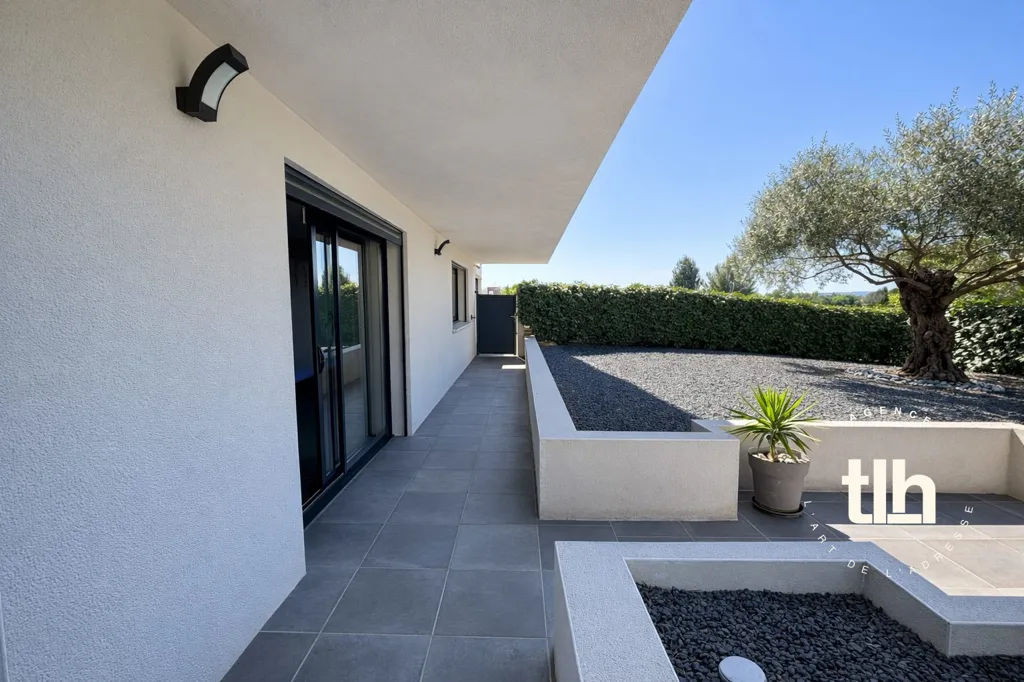 Terrass - Contemporary Villa with Pool near Montpellier