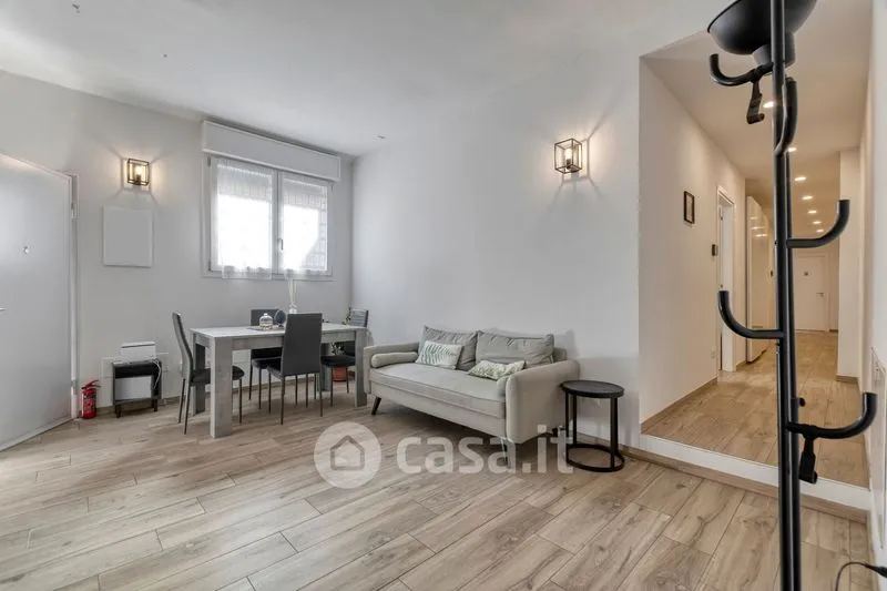 Soggiorno - Rustic Stone Building with B&B Potential in Bologna