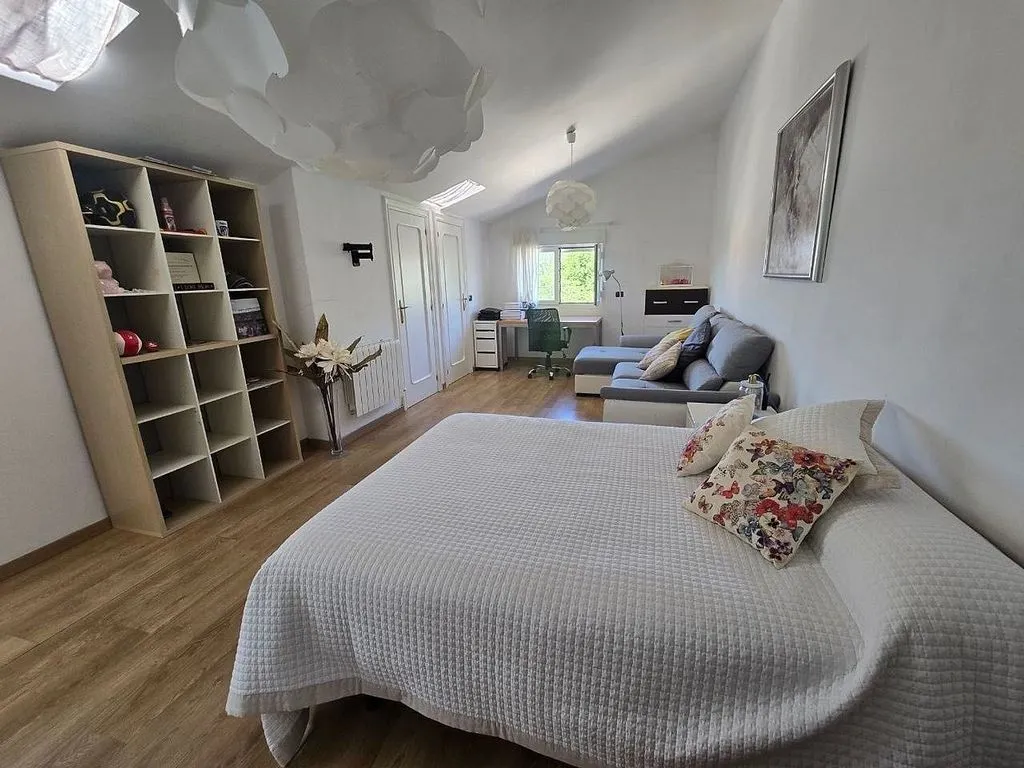 Magamistoad - Reformed Chalet with Pool in Logroño