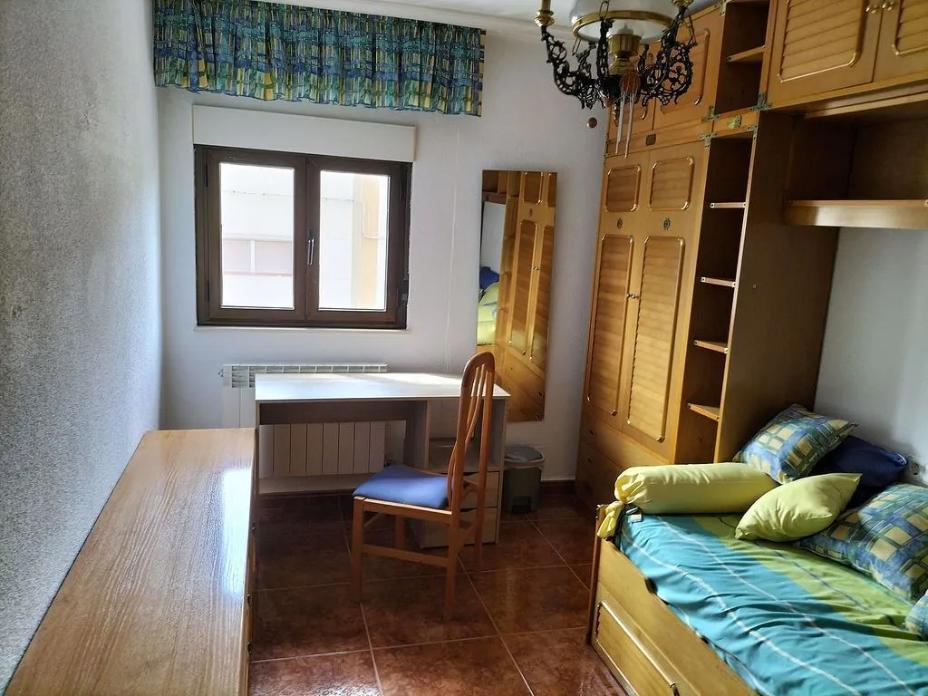 Magamistoad - Furnished Flat with Balcony in Vidal, Salamanca