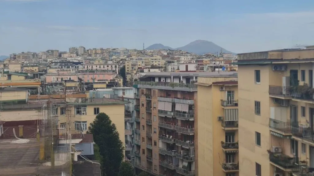 Rõdu - Luxury Penthouse with Triple Exposure in Naples