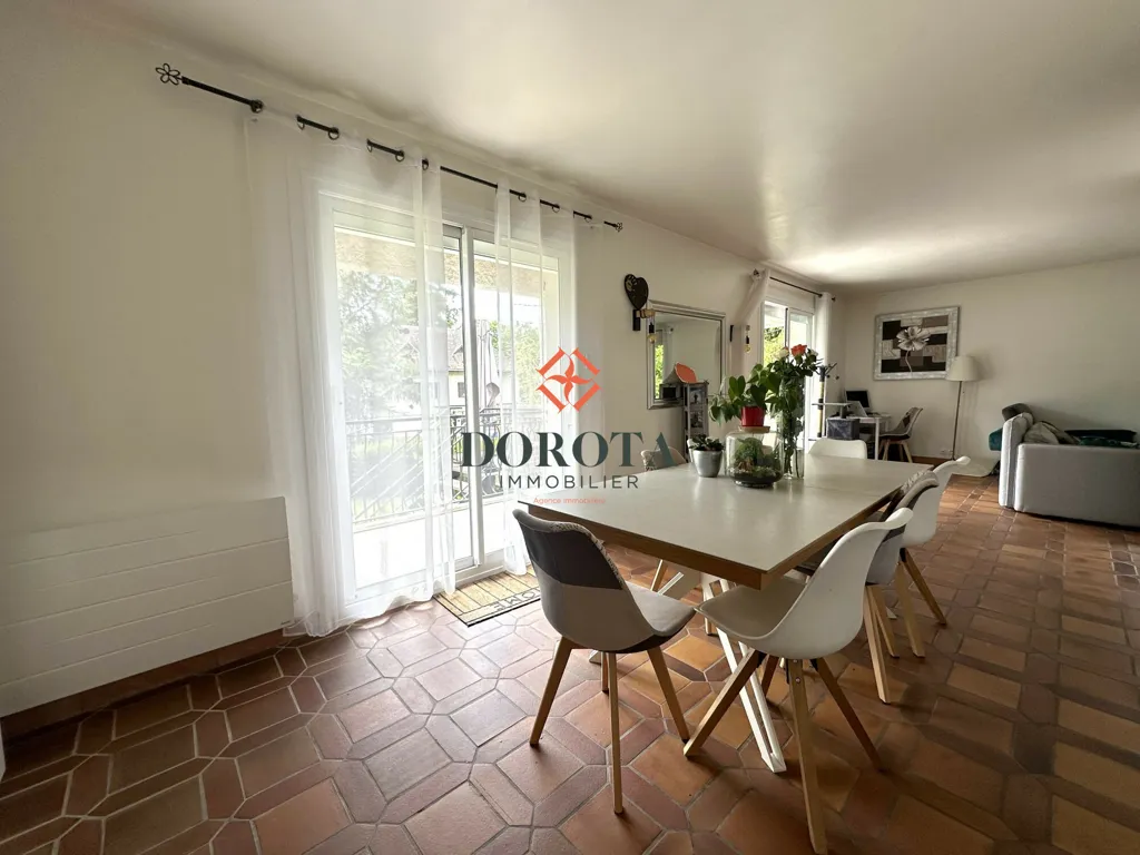 Salle à manger - Maison individuelle avec terrasse au sud à Saint-Martin-d'Uriage