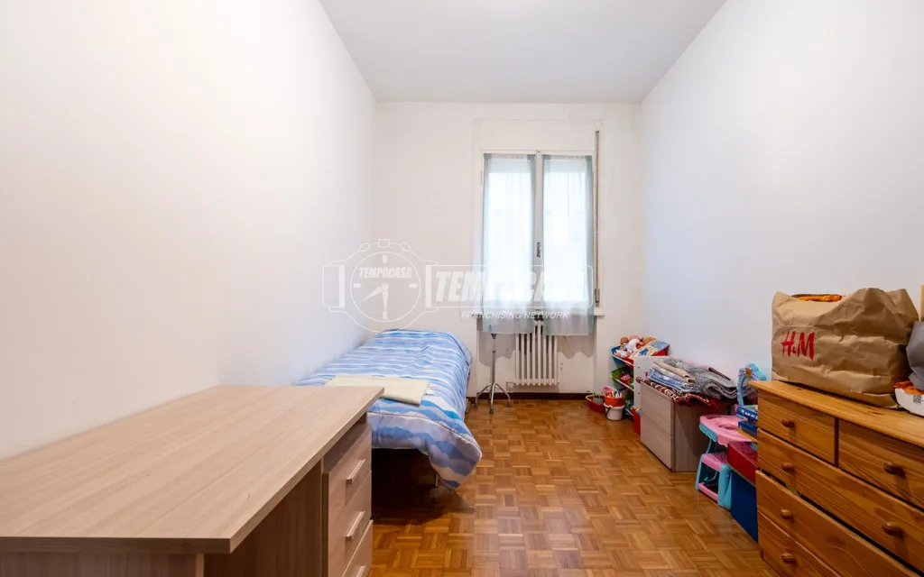 Magamistoad - Spacious Flat with Balcony in Faenza