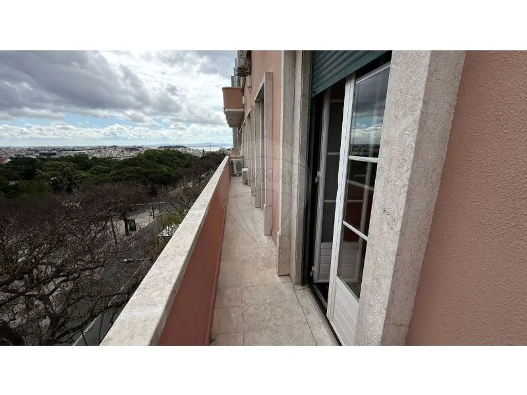 Balcon - Refurbished Office Space in Lisbon City Centre
