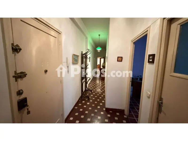 Entrée - Stately Apartment with Cathedral Views in Palencia