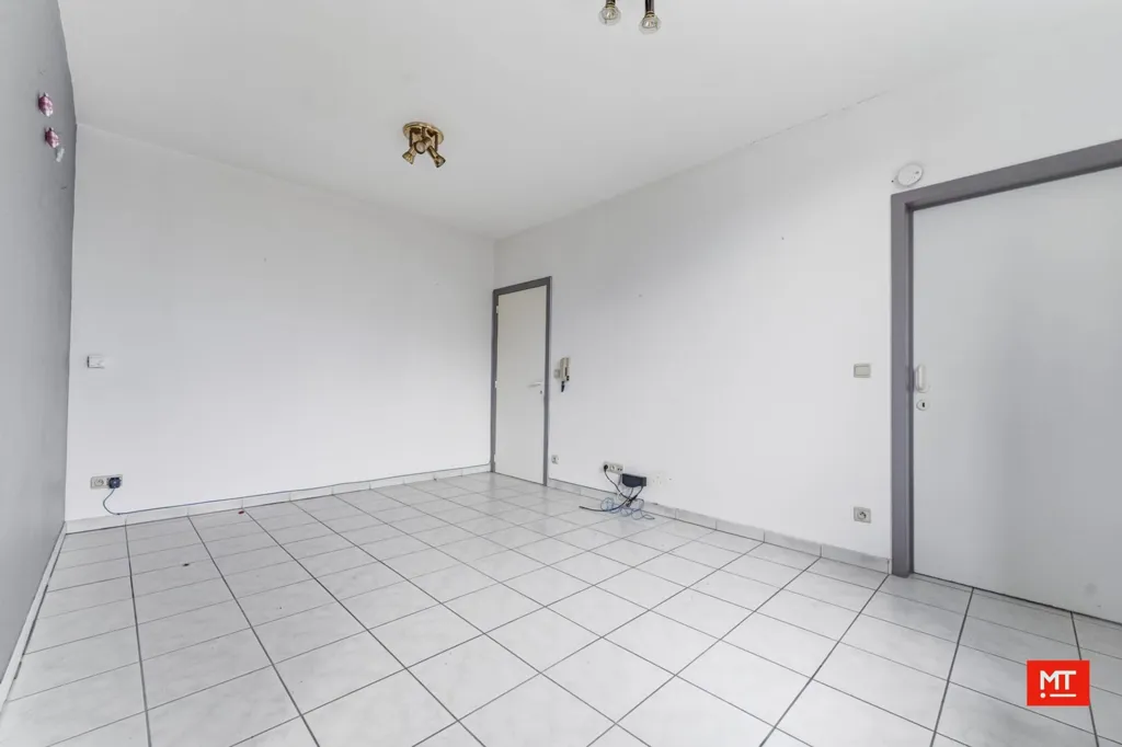 Toad - Apartment with Elevator in Ieper Centre