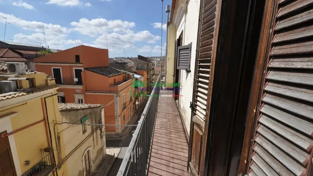 Balcon - Apartment with Balcony in Ragusa