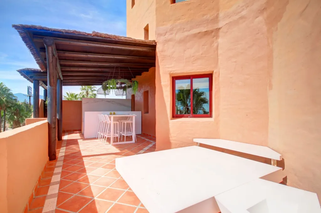 Terrass - Apartment with Sea View in Estepona