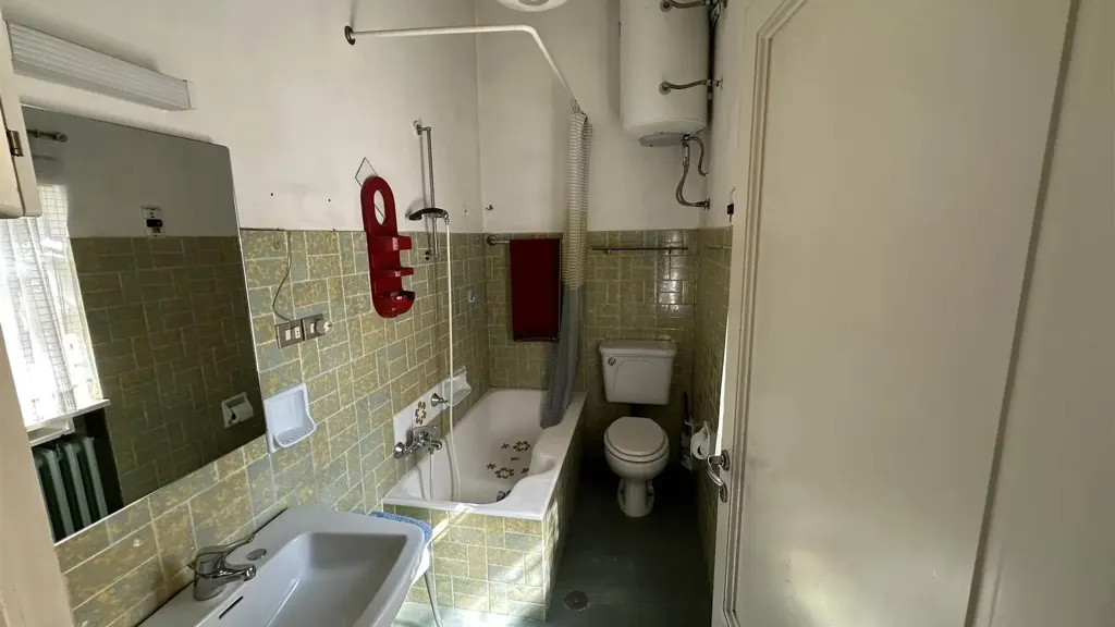 Salles de bain - Characterful Villa with Garden in Impruneta