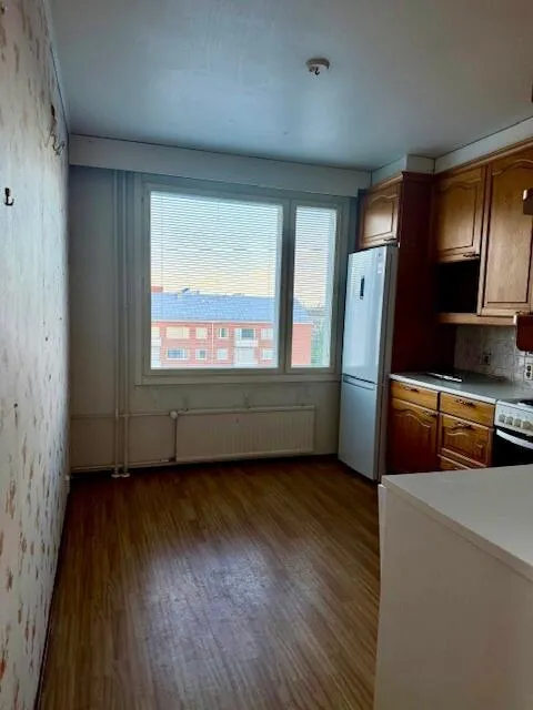 Köök - Apartment with Balcony on Koulukatu, Tampere