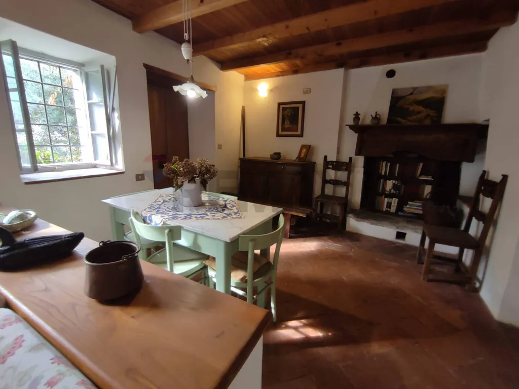 Söögituba - Stone Cottage with Lake View in Gera Lario