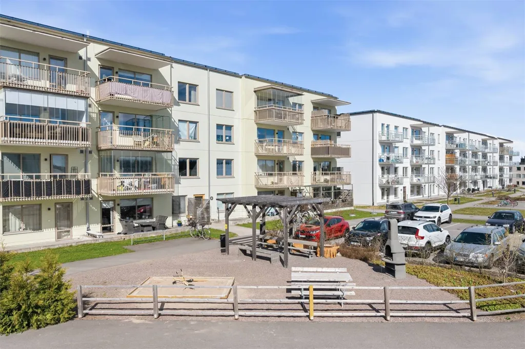 Esterno - Modern Flat with Balcony in Fullerö