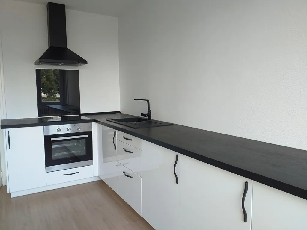 Köök - Renovated Flat with Garden View in Angers
