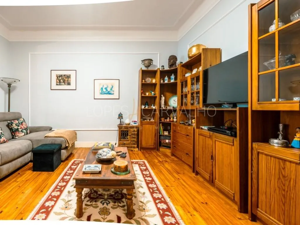 Elutuba - Luxury Apartment with High Ceilings in Lisbon