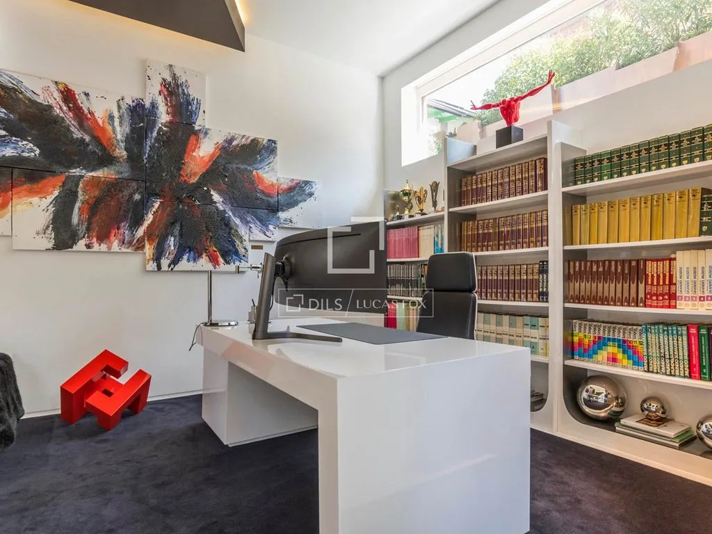 Bureau - Mudéjar Villa with Pool in Central Madrid