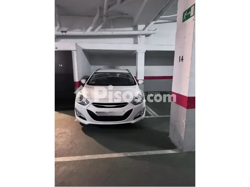 Garage - Apartment with Terrace in Paseo de la Constitución