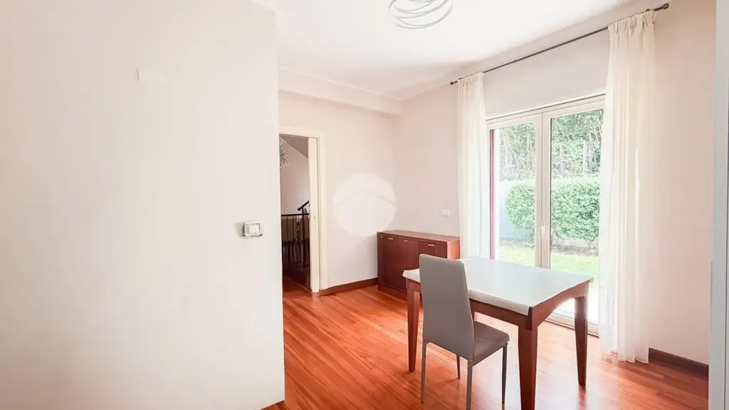 Salle à manger - Bifamiliare with Garden in Antrosano