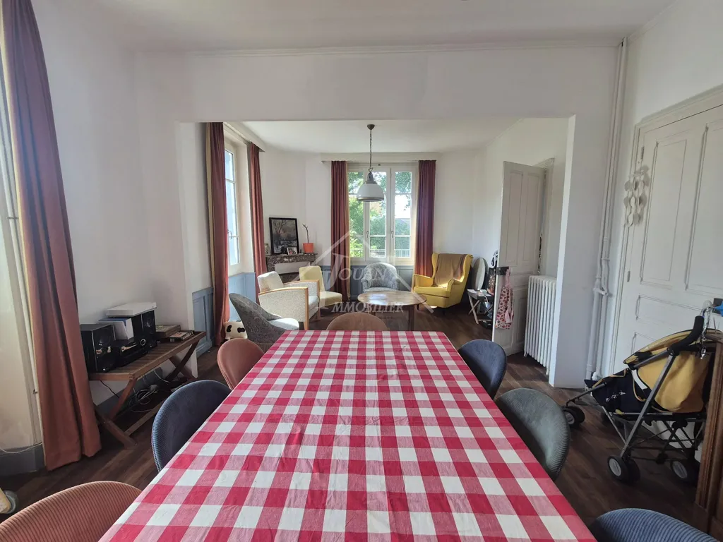Söögituba - Charming House with Garden in Lalizolle