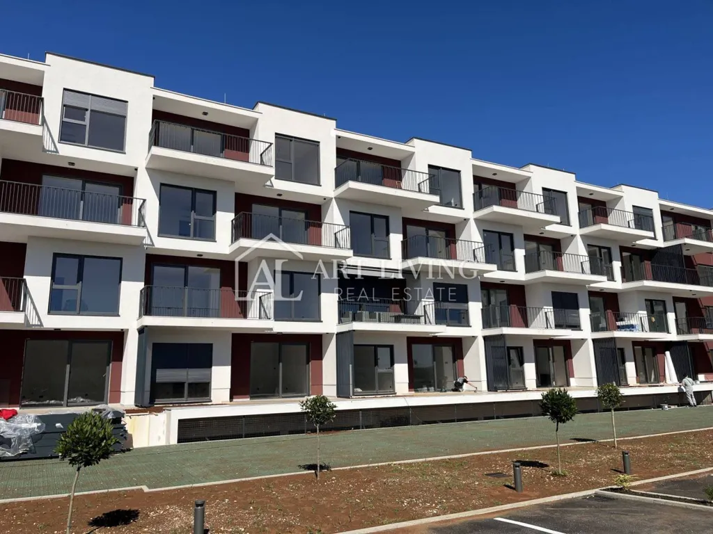 Välivaade - Modern Studio with Balcony in Umag Centre