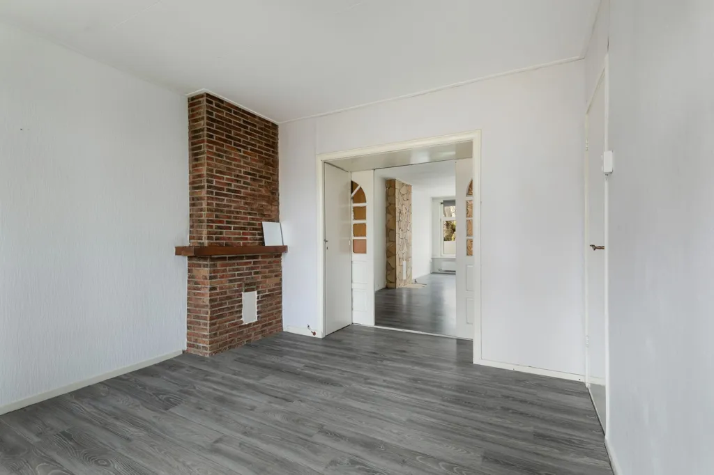hallway_entrance