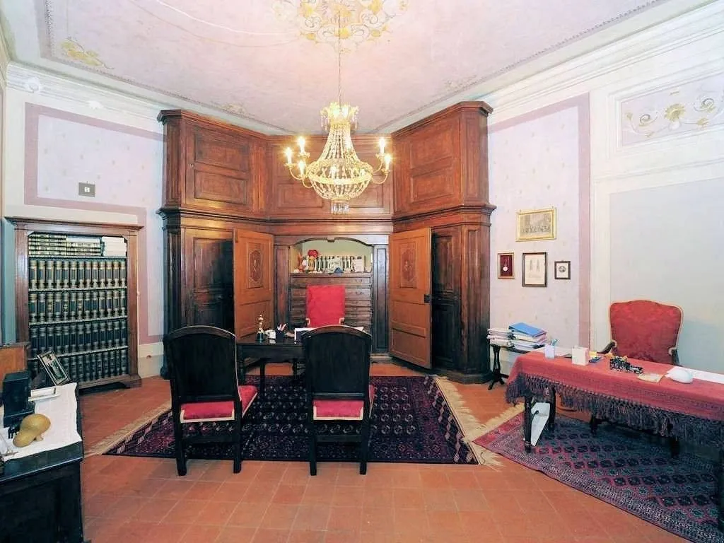 Arbeitszimmer - 11-Bedroom Neoclassical Villa in Capannori