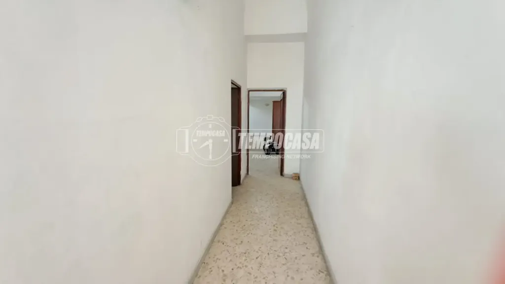 hallway_entrance