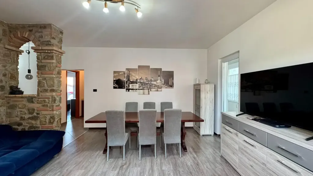 Séjour - Central Triplex with Terrace in Gorizia
