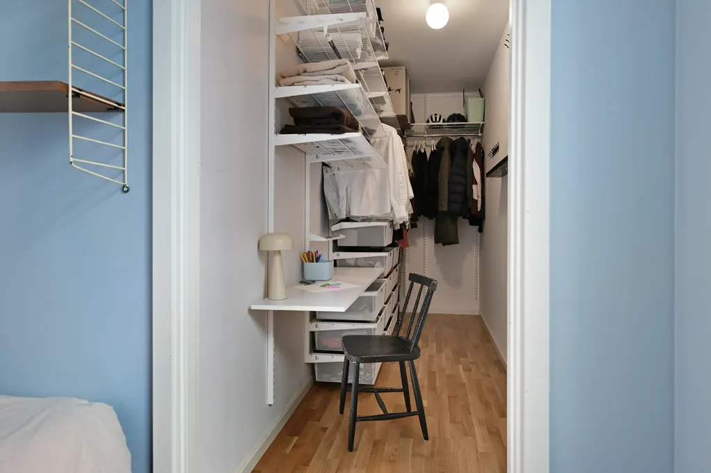 Pièces - Modern Flat with Balcony in Ekerö