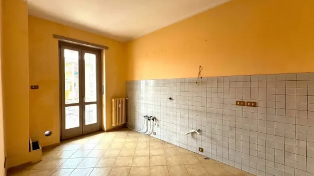 Pièces - Modernised 2-Bed Flat with Balcony in Pinerolo
